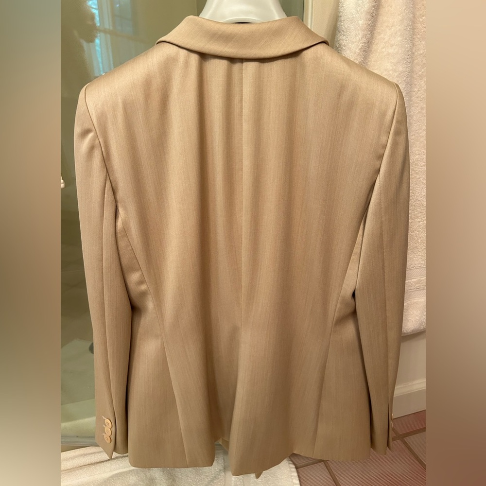 Armani Champage Skirt Suit Size 10 Jacket Size 6 Skirt - Picture 6 of 6